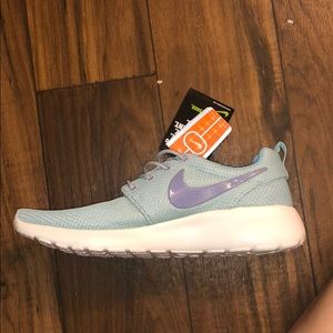 Nike running shoes Nike training shoe